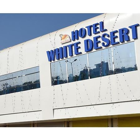 Hotel White Desert Bhuj Exterior foto